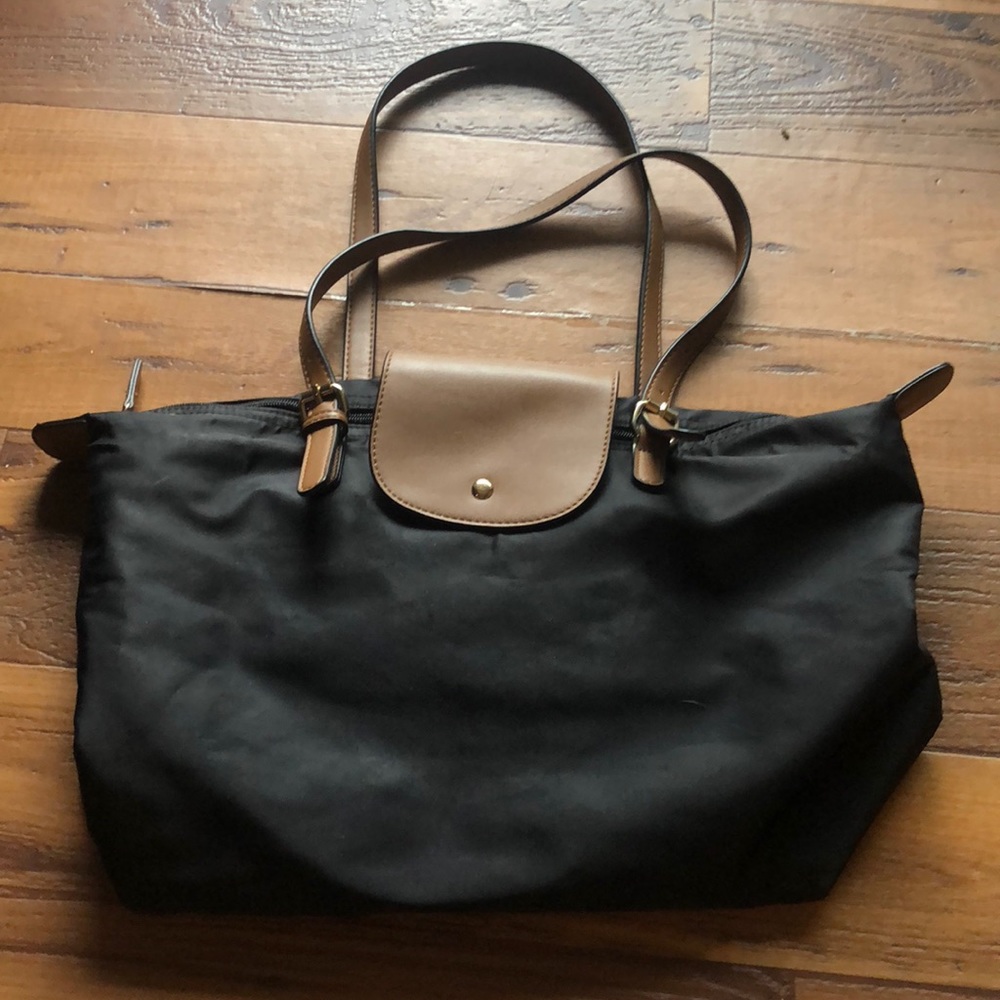 Black tote